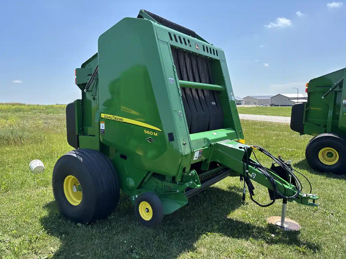 Gallery image 2 for Used 2022 John Deere 560M Round Baler