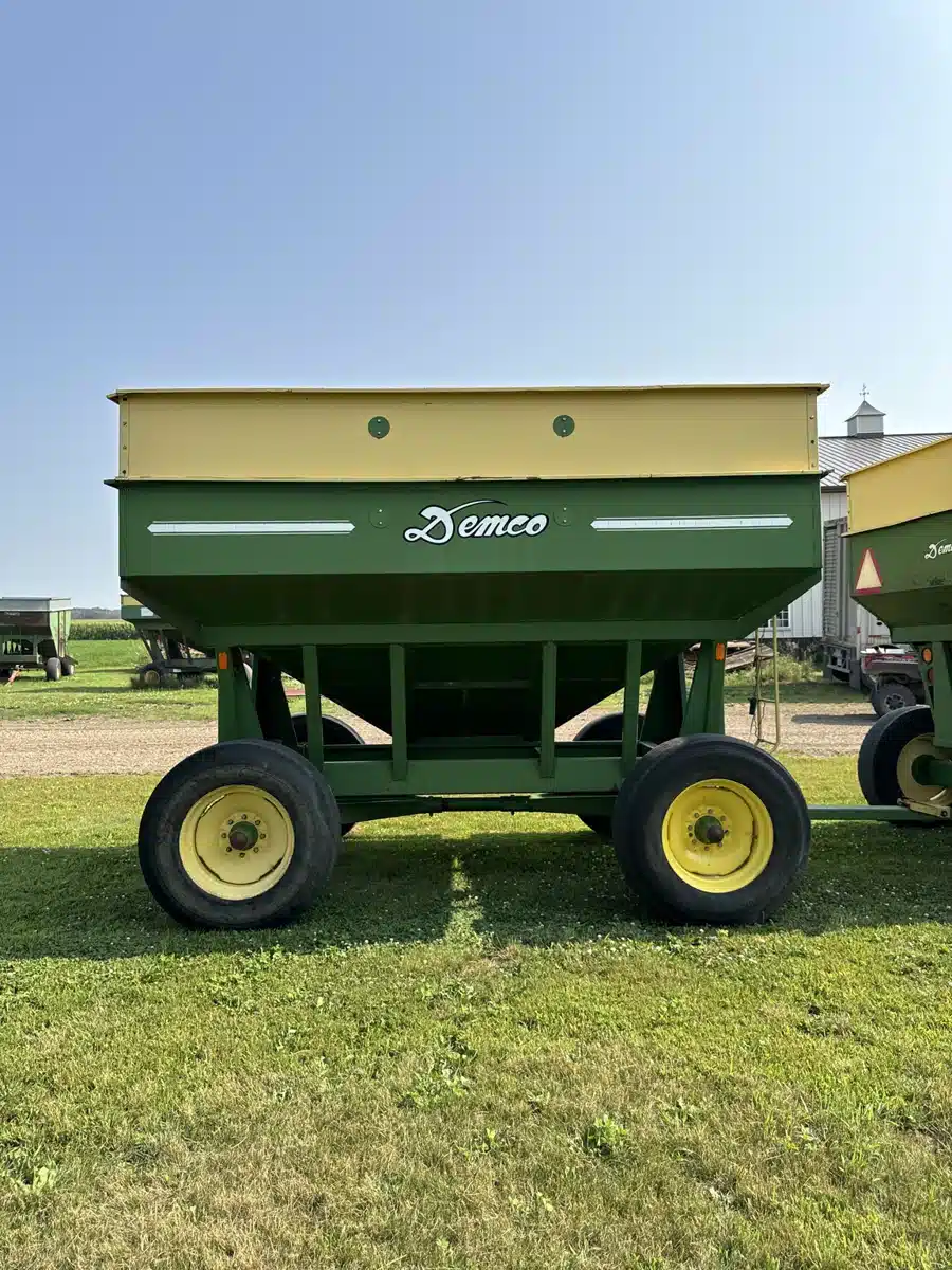 Gallery image 1 for Used Demco 365 Gravity Box