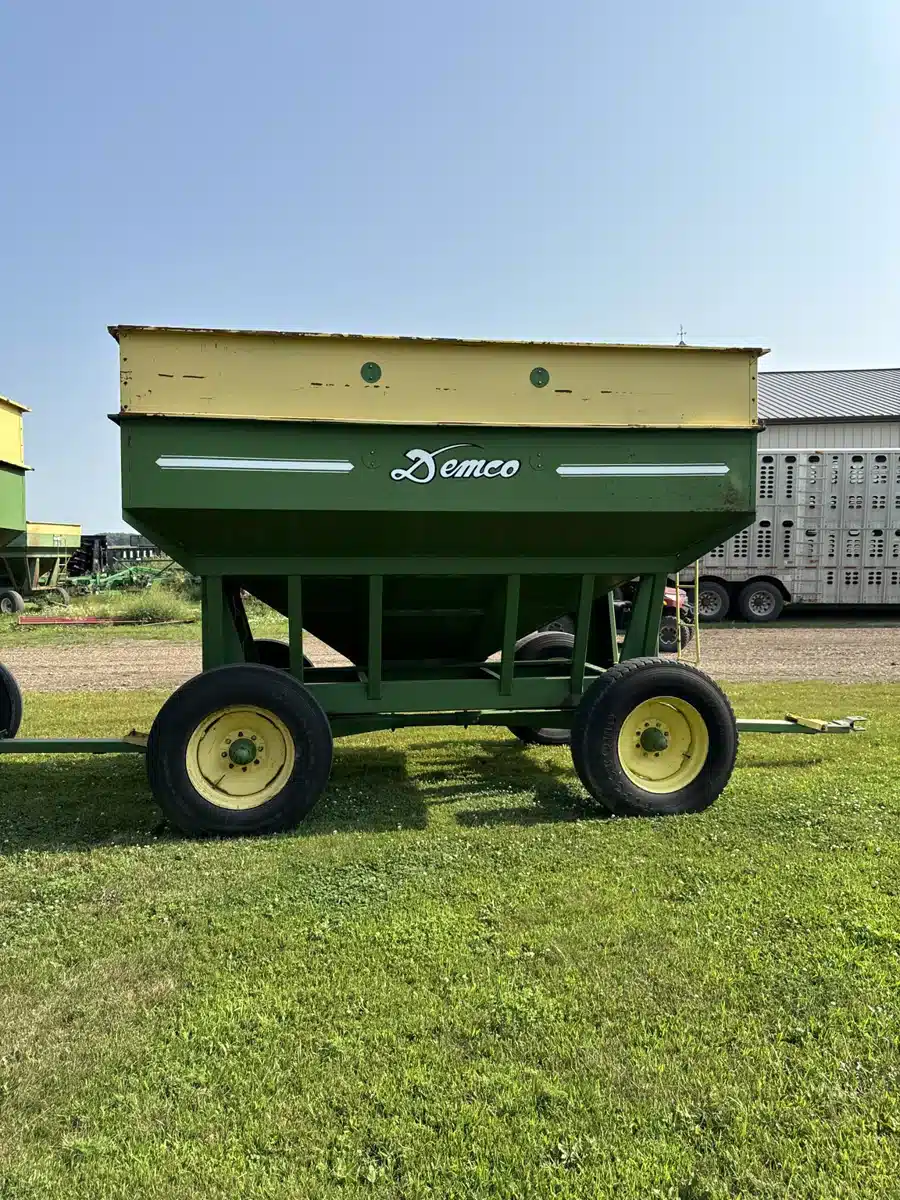 Gallery image 2 for Used Demco 365 Gravity Box