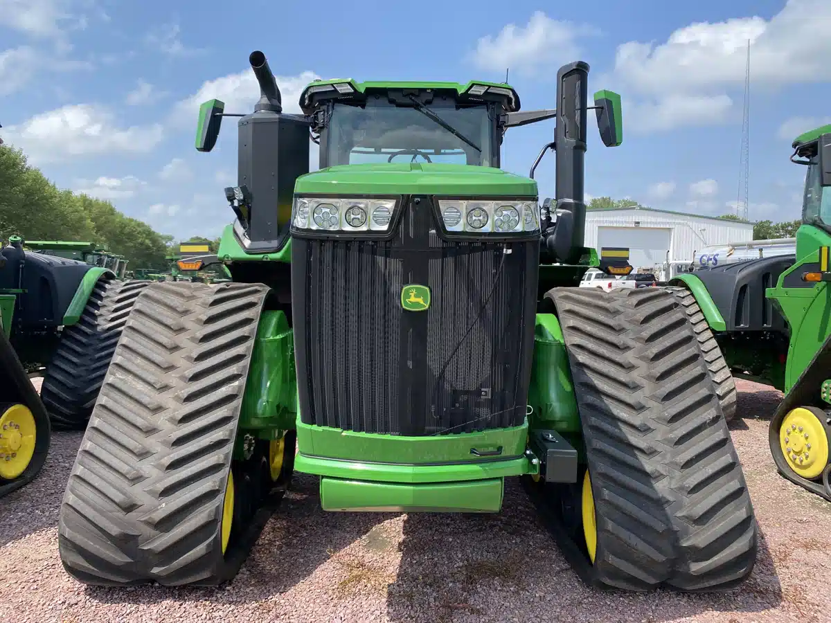 Gallery image 2 for Used 2024 John Deere 9RX 640 Tractor