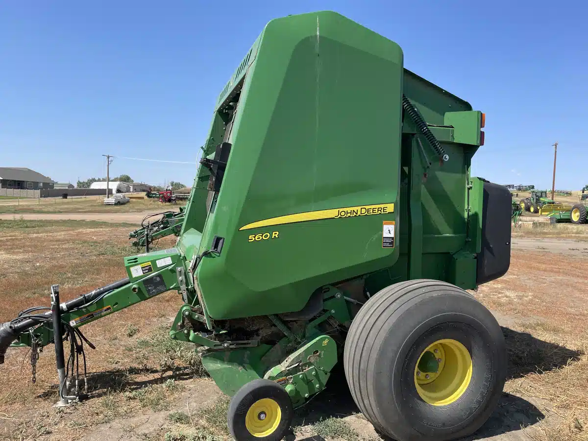 Gallery image 1 for Used 2020 John Deere 560R Round Baler
