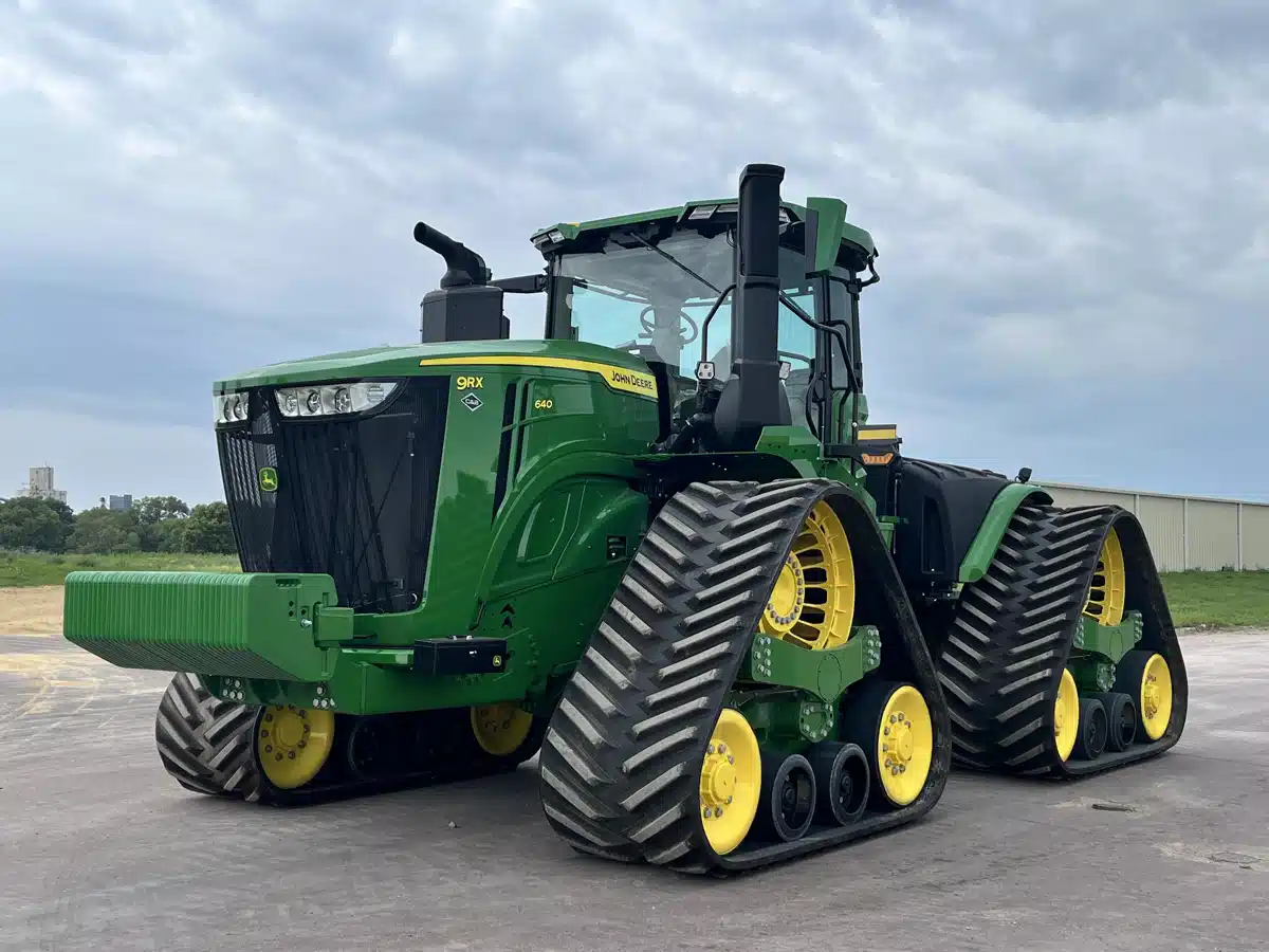 Gallery image 2 for Used 2024 John Deere 9RX 640 Tractor