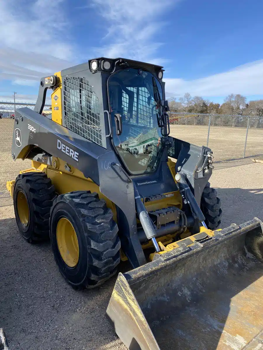 Gallery image 2 for Used 2023 John Deere 330G Skid Steer