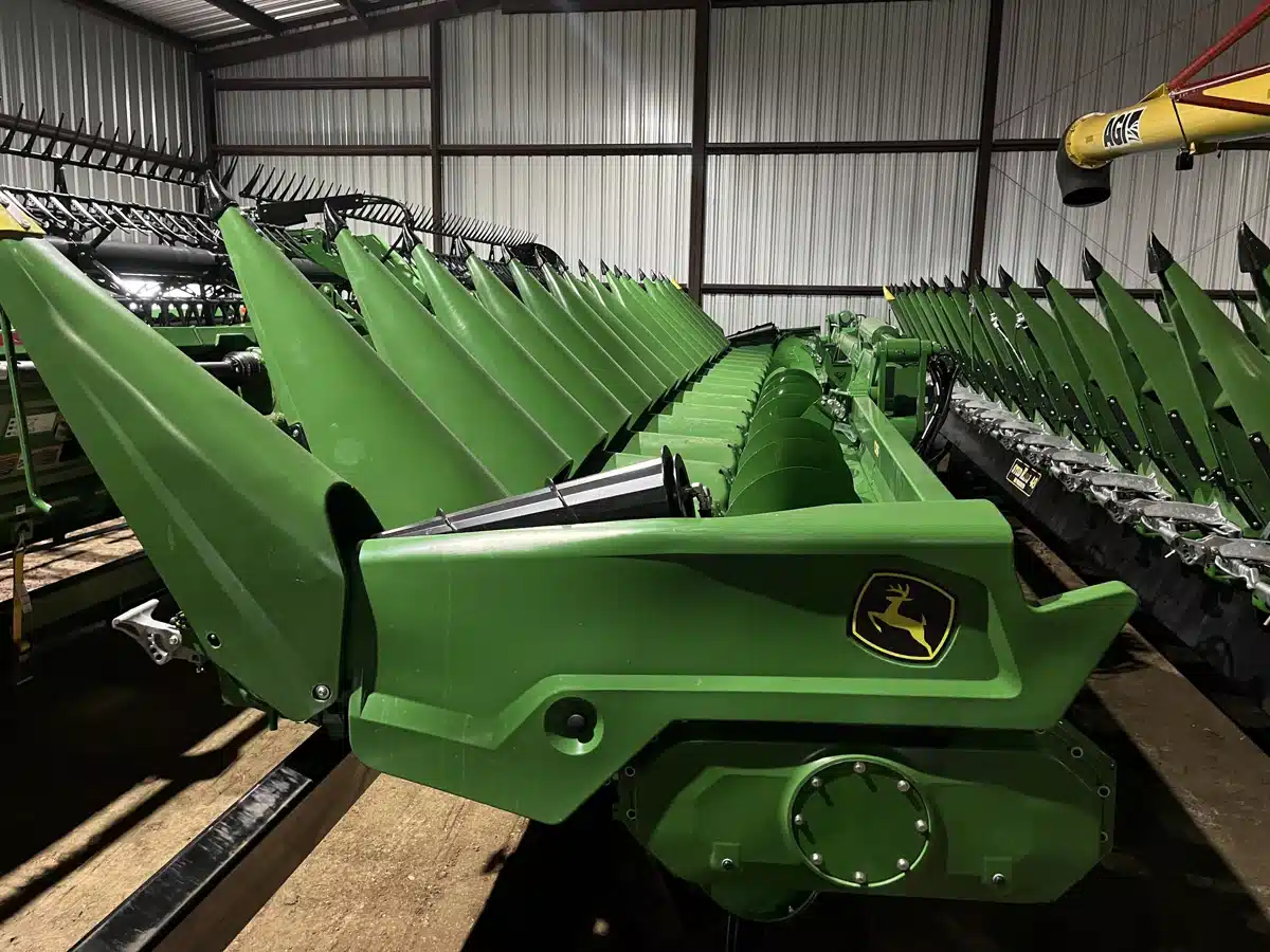Gallery image 2 for Used 2024 John Deere C16F Header - Row Crop