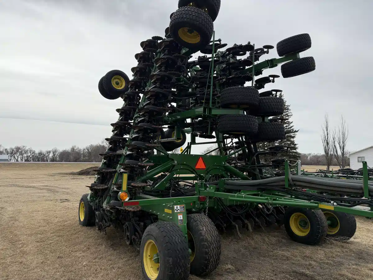 Gallery image 2 for Used 2019 John Deere 1890 Air Drill