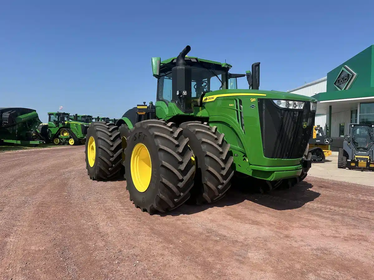 Gallery image 2 for Used 2024 John Deere 9R 640 Tractor