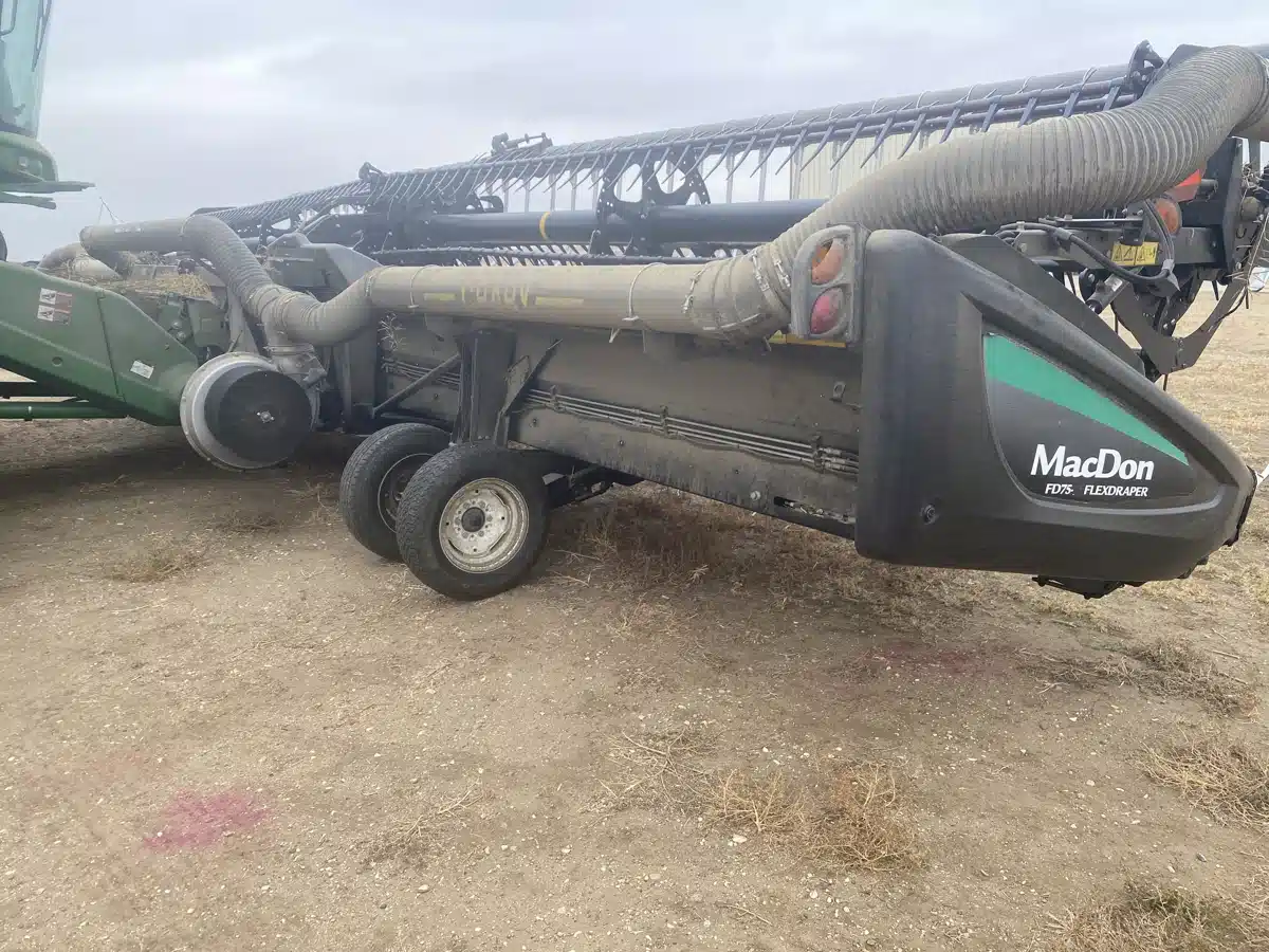Gallery image 1 for Used 2014 MacDon FD75 Header - Flex Draper