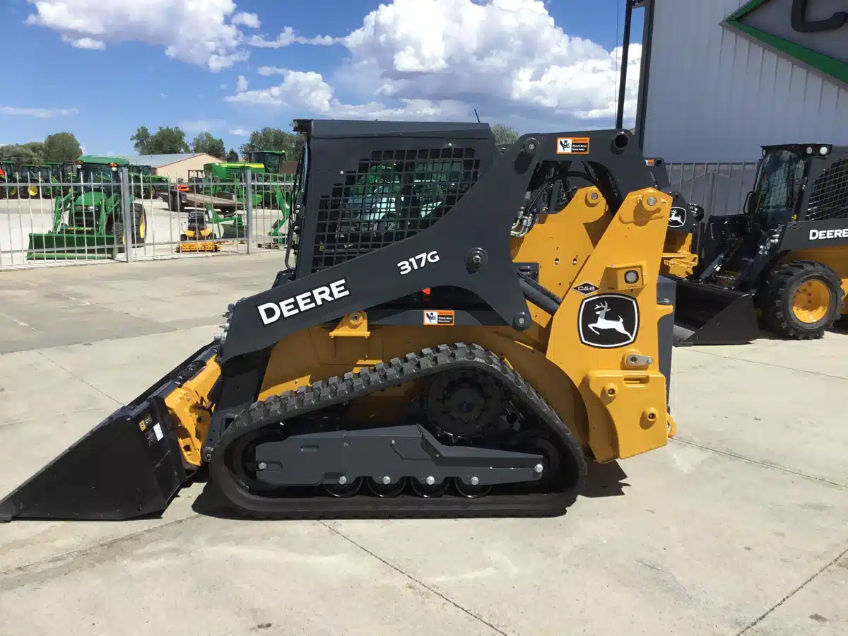 Gallery image 2 for Used 2024 John Deere 317G Track Loader