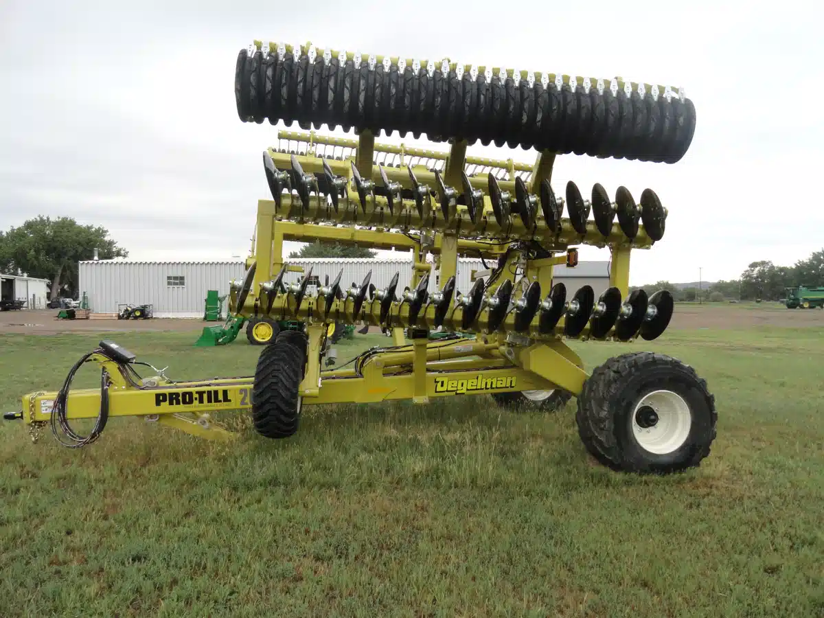 Gallery image 2 for New 2024 Degelman PRO-TILL 26 Disc High Speed