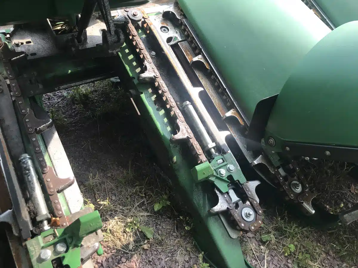 Gallery image 2 for Used 2023 John Deere C16F Header - Row Crop