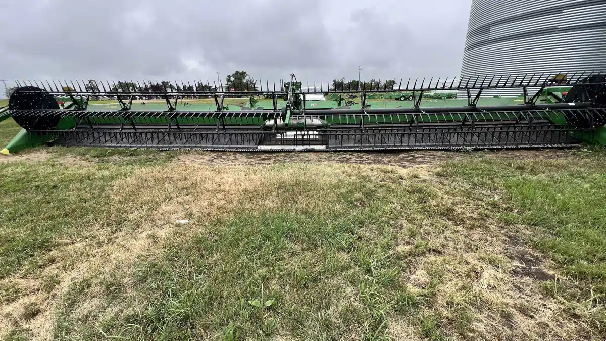 Gallery image 2 for Used 2024 John Deere HD45F Header Combine