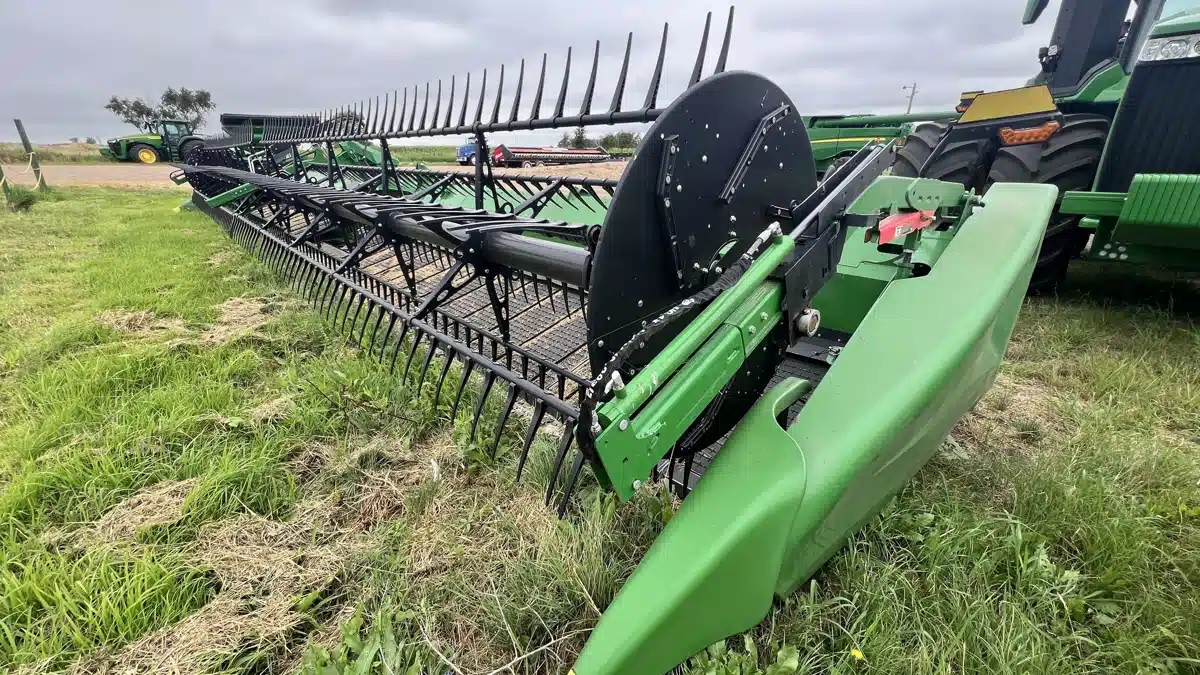 Gallery image 1 for Used 2024 John Deere HD45F Header Combine