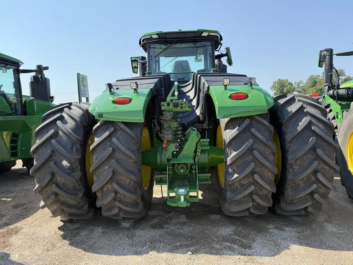 Gallery image 2 for 2024 John Deere 9R 390 Tractor