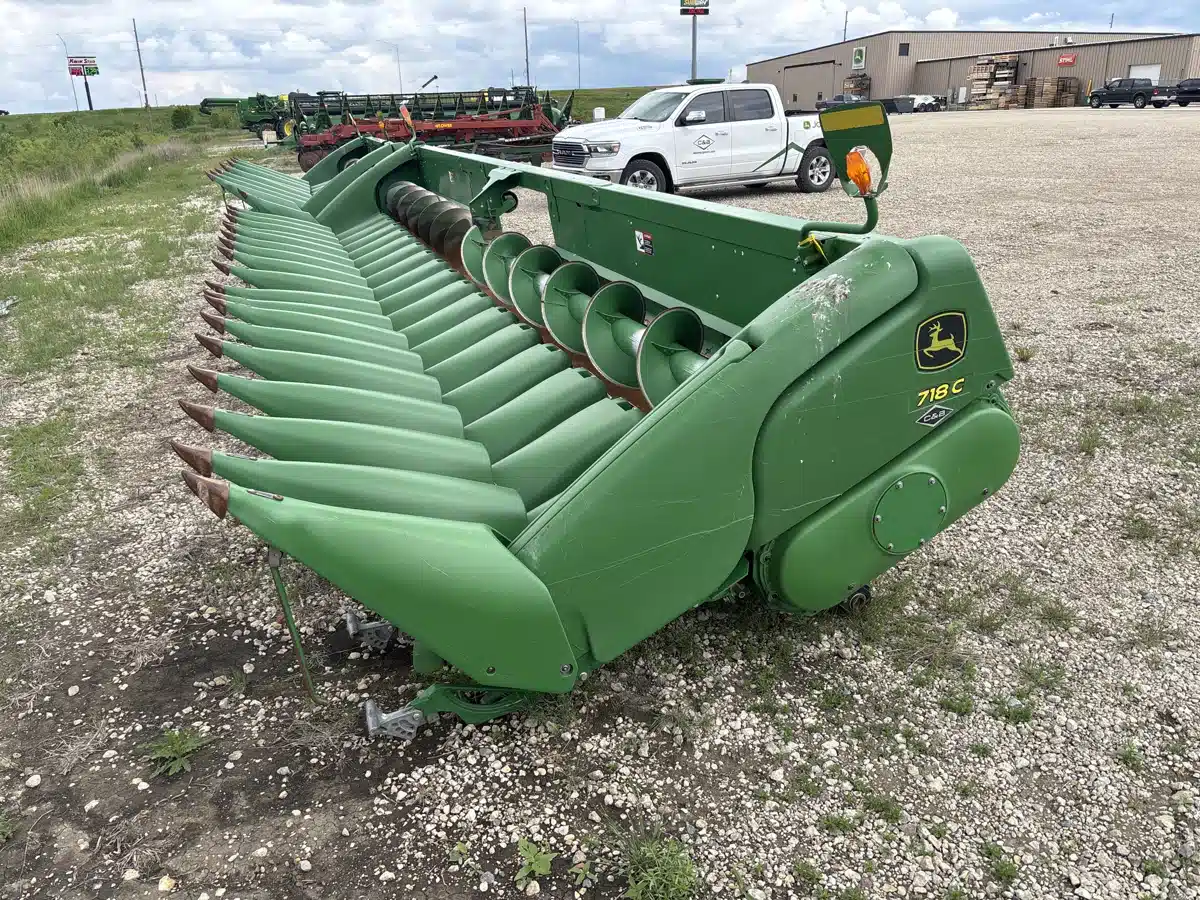 Gallery image 1 for Used 2018 John Deere 718C Header - Row Crop