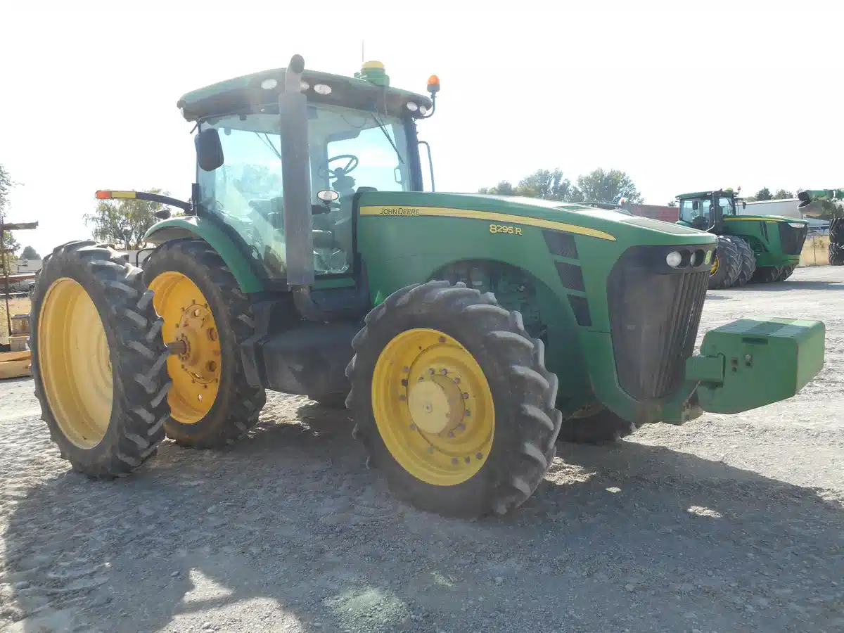 Gallery image 2 for Used 2010 John Deere 8295R Tractor
