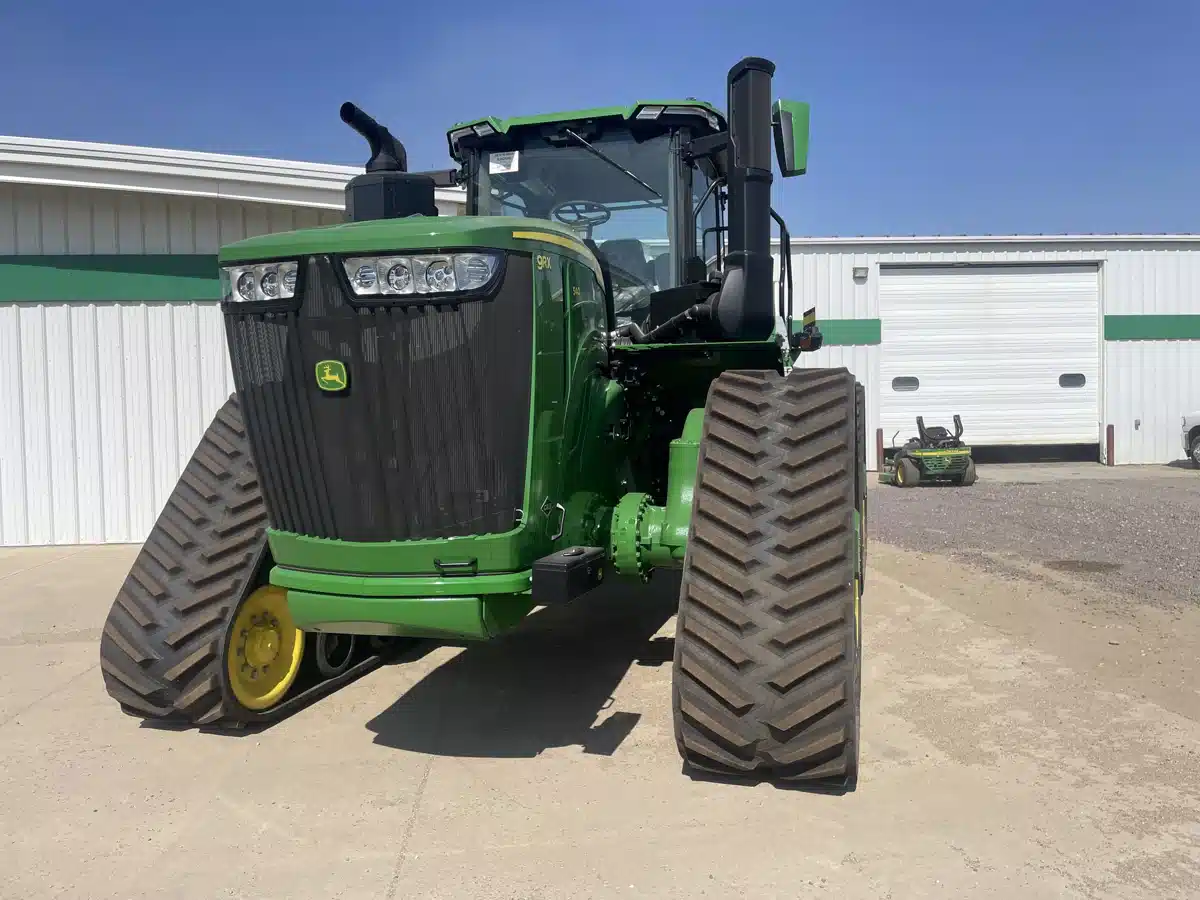 Gallery image 2 for Used 2024 John Deere 9RX 540 Tractor