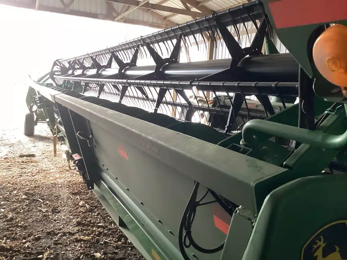 Gallery image 1 for Used 2013 John Deere 635F Header - Flex