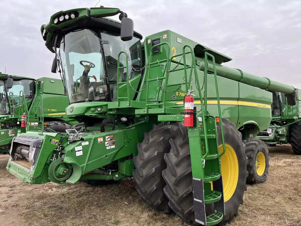 Gallery image 1 for Used 2021 John Deere S780 Combine