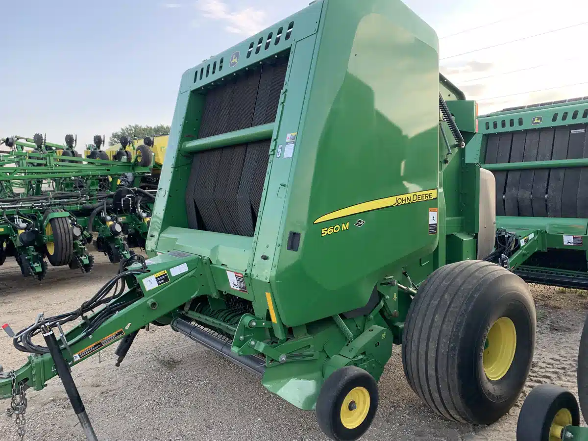 Gallery image 2 for Used 2022 John Deere 560M Round Baler