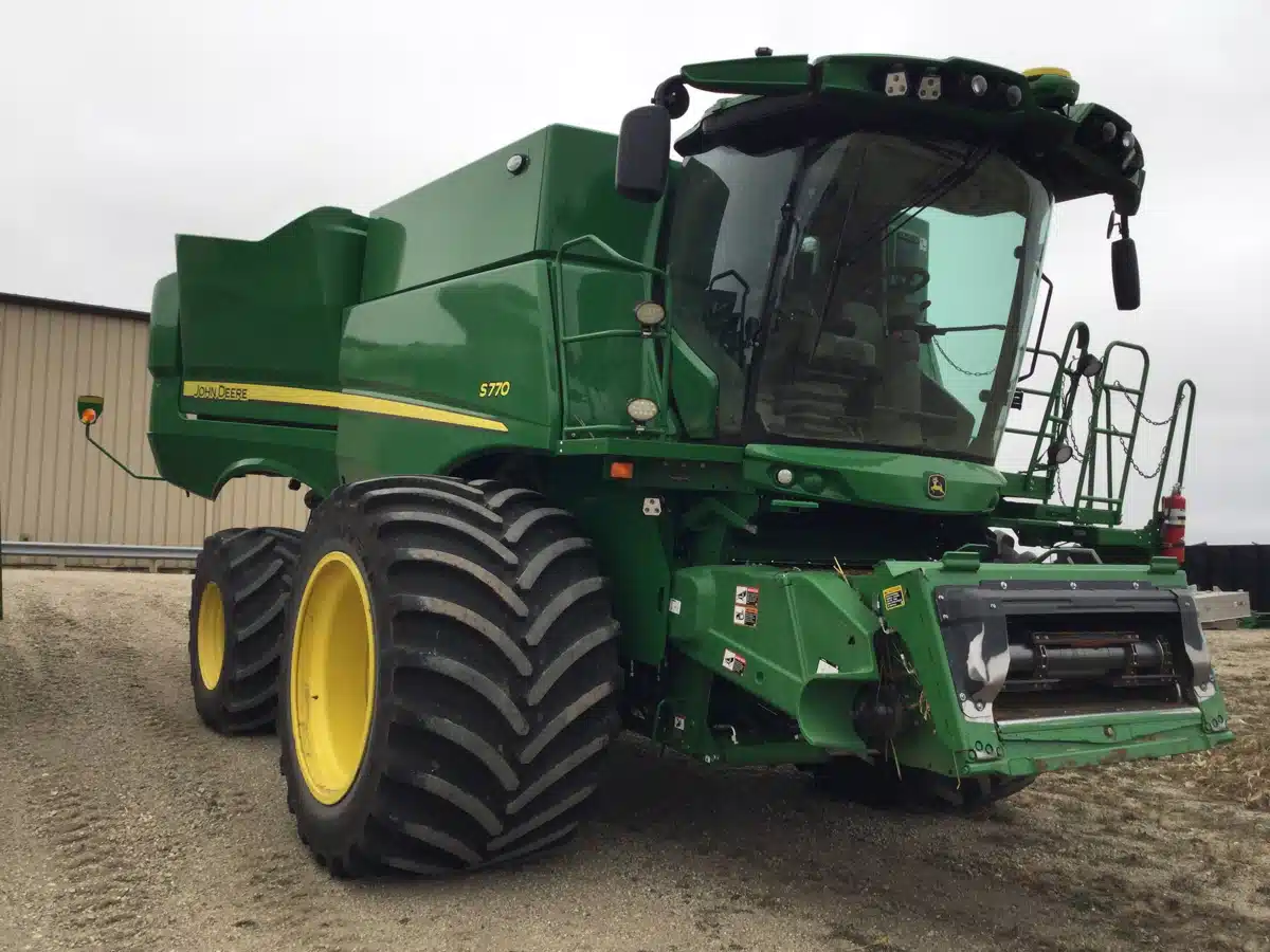 Gallery image 2 for Used 2024 John Deere S770 Combine