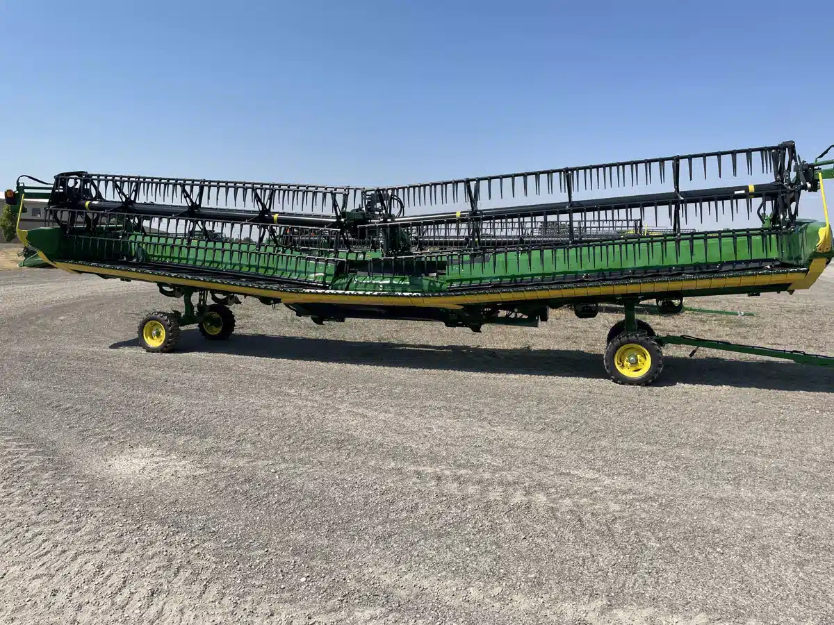 Gallery image 1 for Used 2024 John Deere HD35R Header Combine