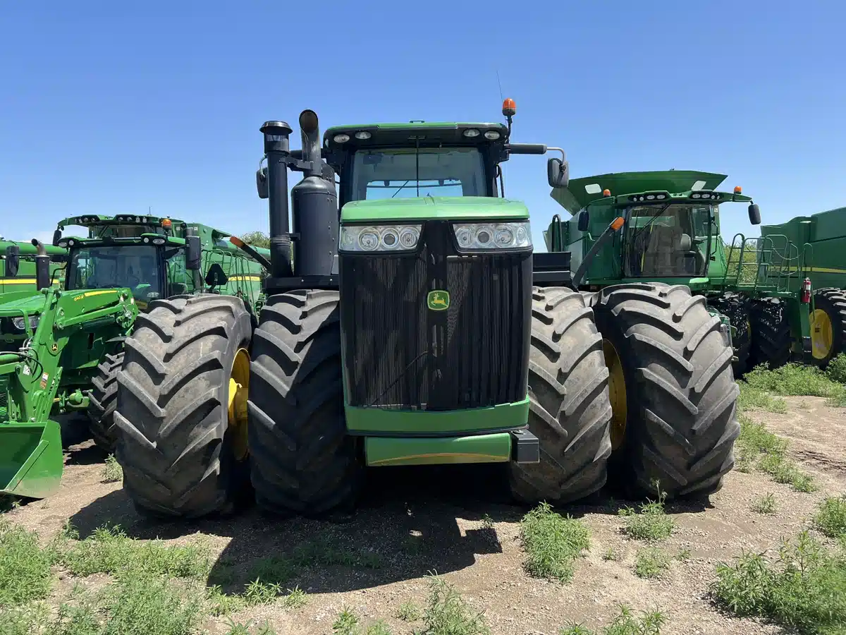 Gallery image 2 for Used 2014 John Deere 9460R Tractor
