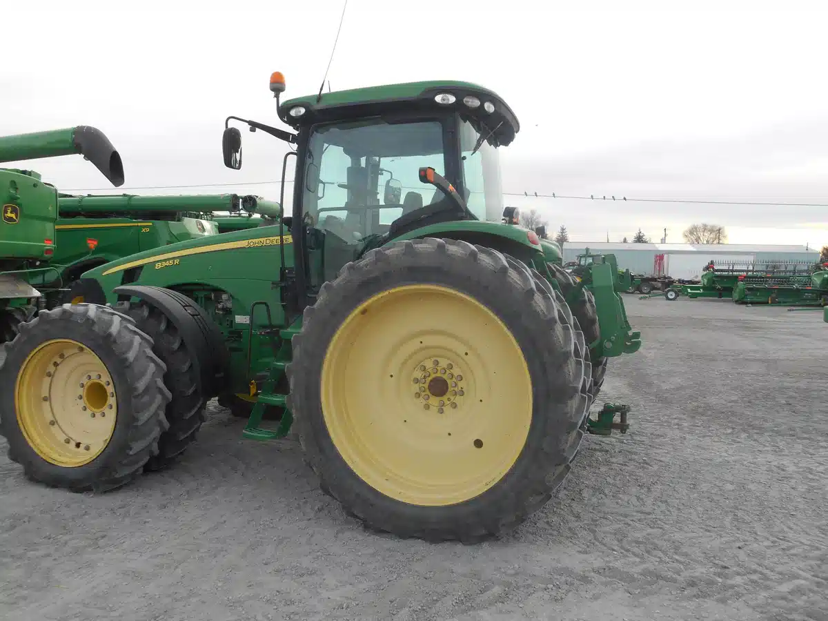 Gallery image 2 for Used 2010 John Deere 8345R Tractor
