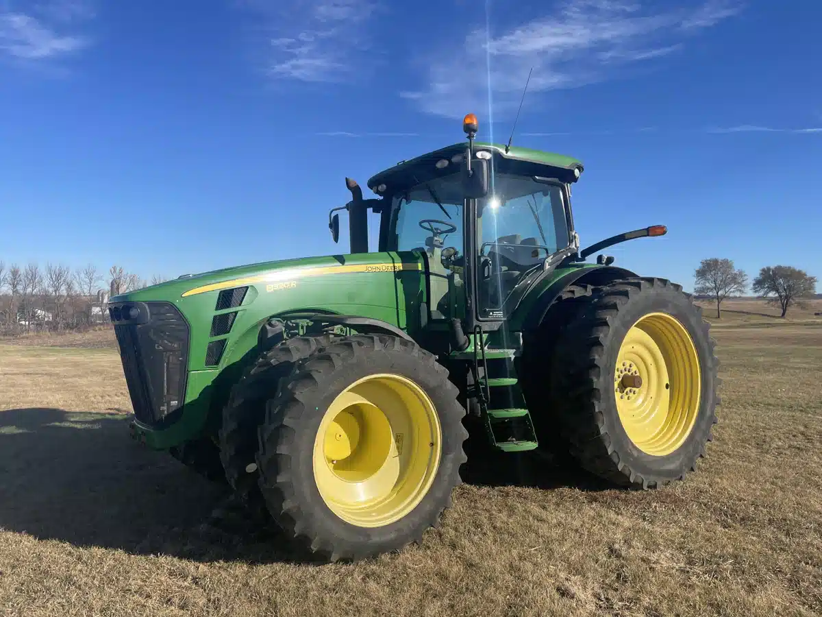 Gallery image 1 for Used 2010 John Deere 8320R Tractor