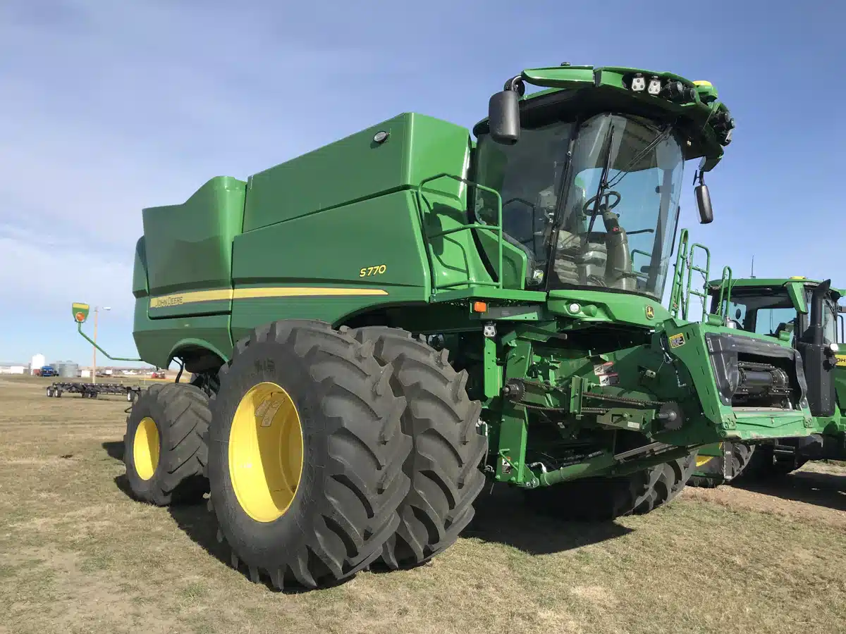 Gallery image 2 for Used 2023 John Deere S770 Combine