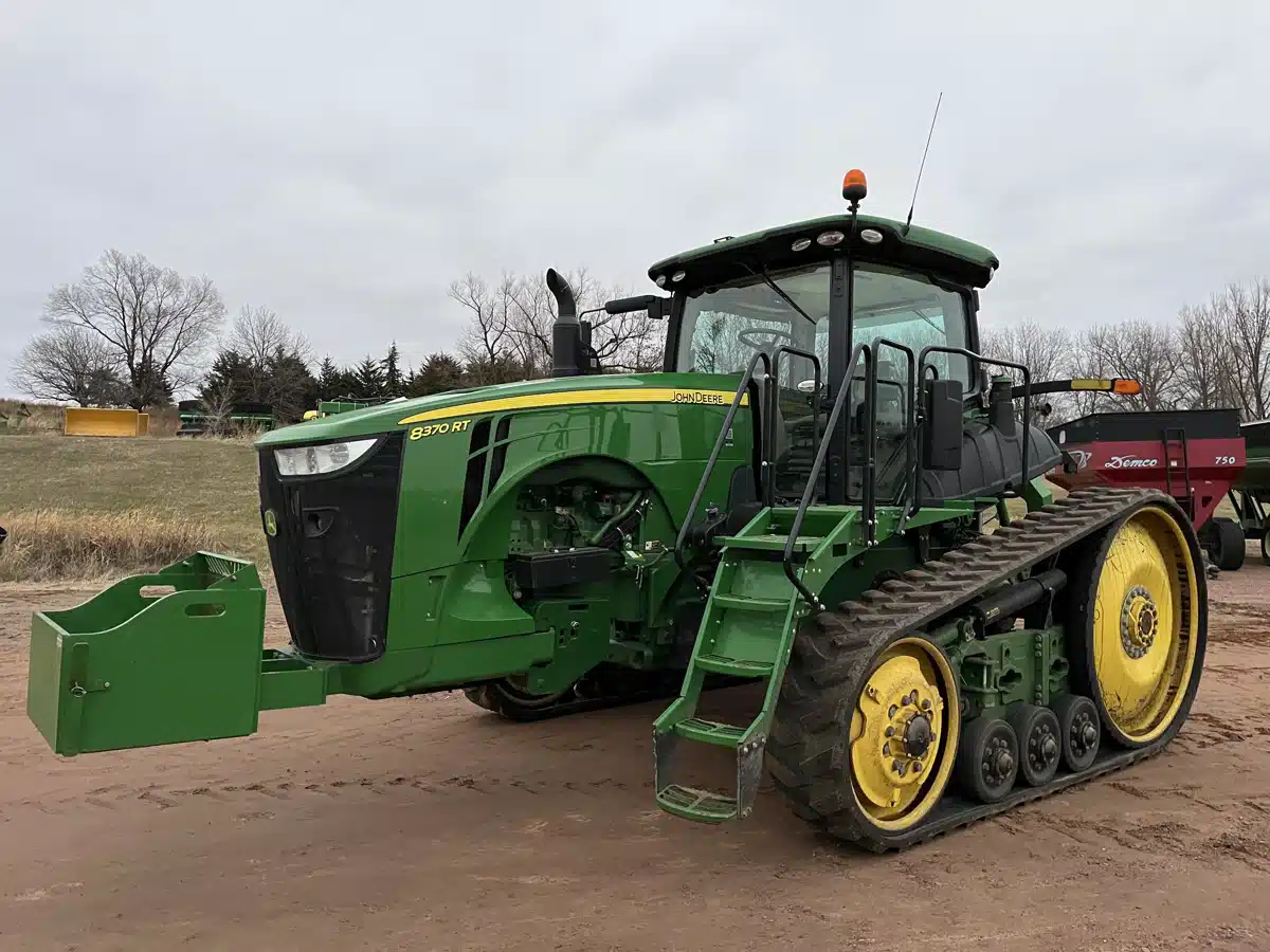 Gallery image 1 for Used 2018 John Deere 8370RT Tractor