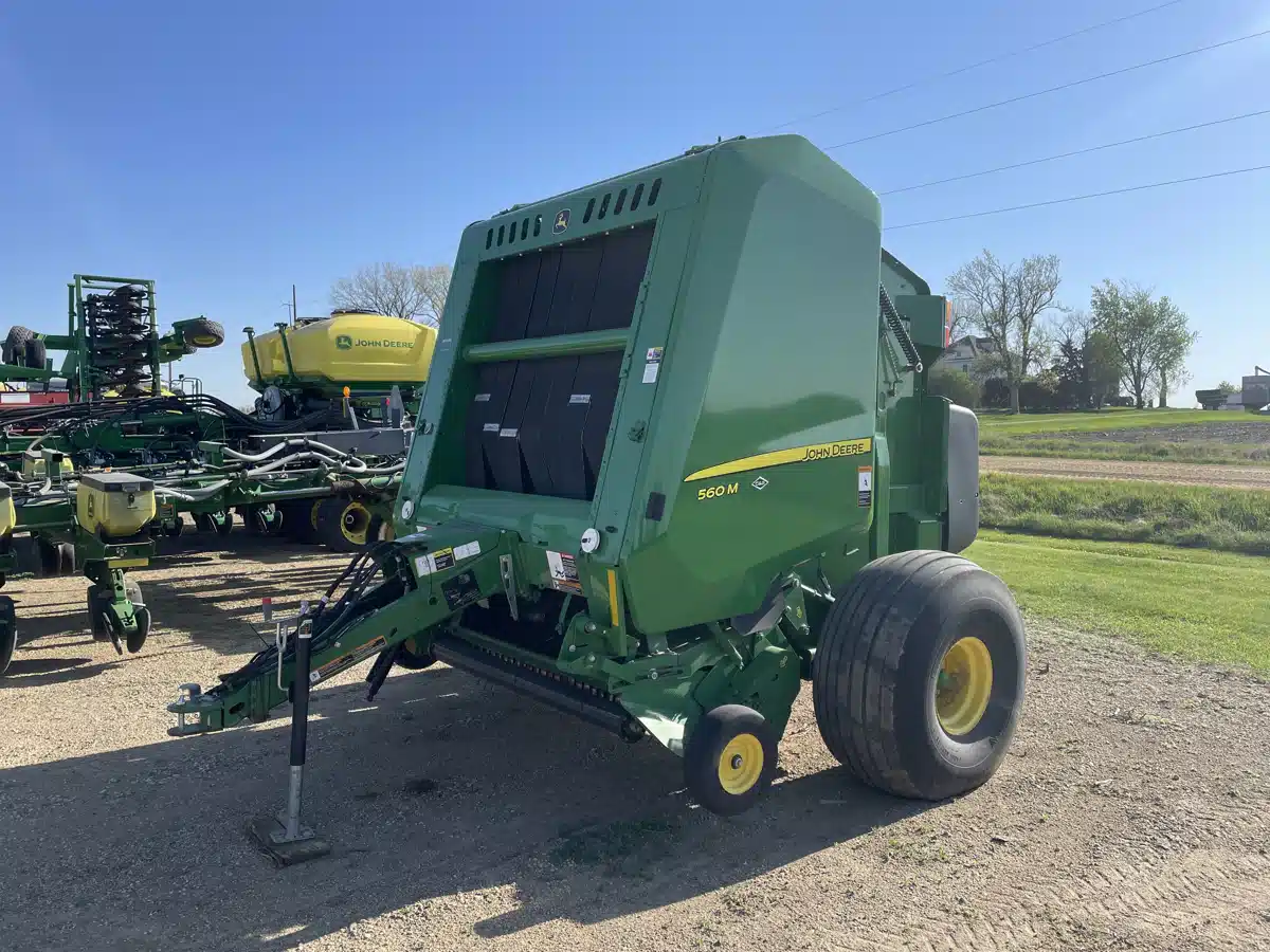 Gallery image 1 for Used 2022 John Deere 560M Round Baler