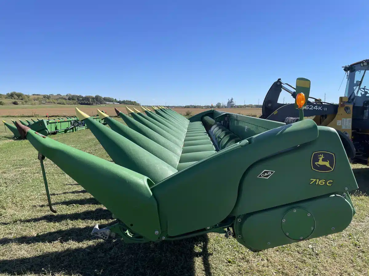 Gallery image 2 for Used 2020 John Deere 716C Header - Row Crop