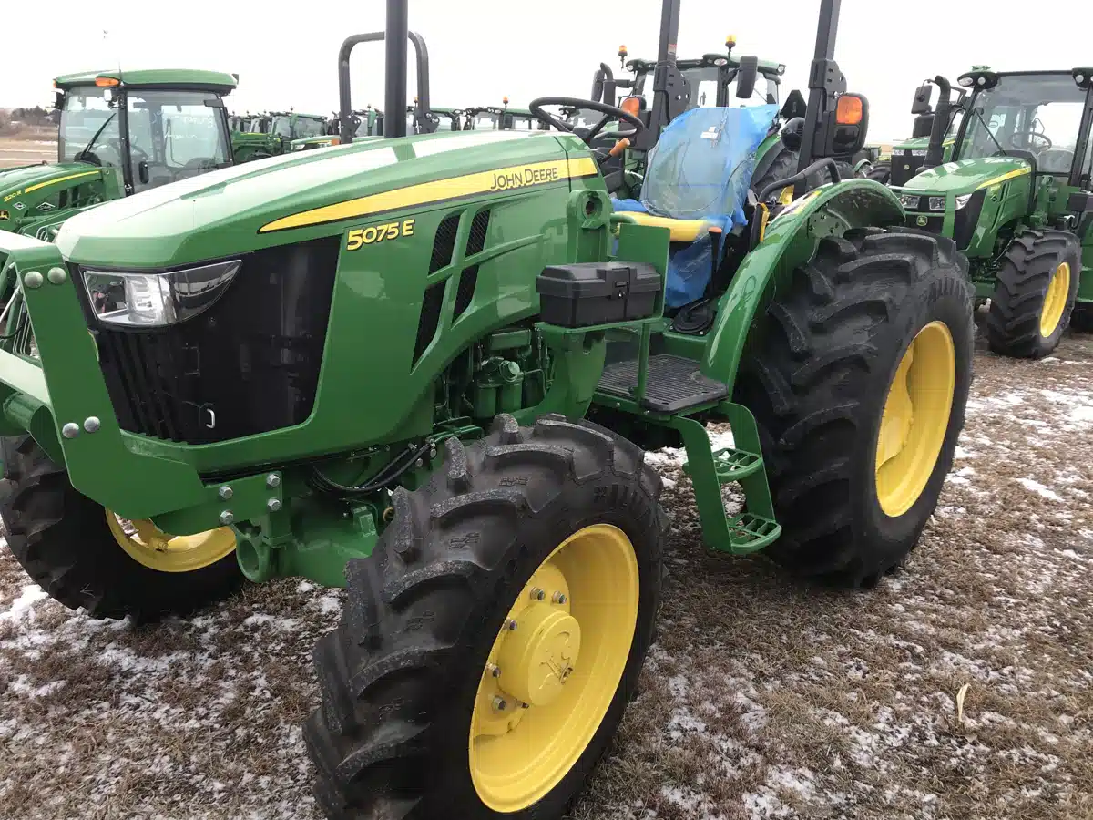Gallery image 1 for Used 2024 John Deere 5075E Tractor