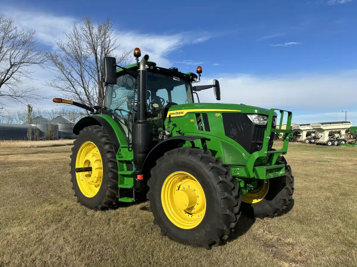 Gallery image 1 for 2024 John Deere 6R 215 Tractor