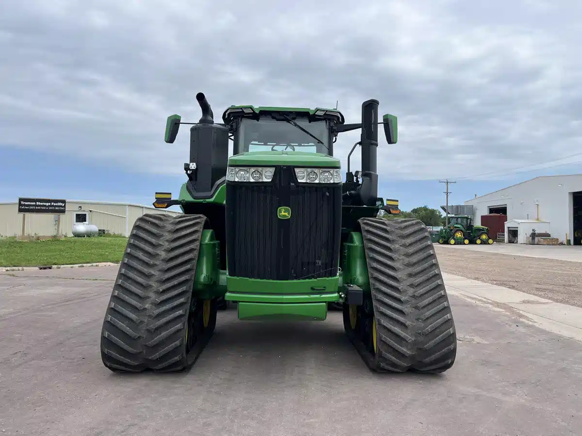 Gallery image 2 for Used 2024 John Deere 9RX 640 Tractor