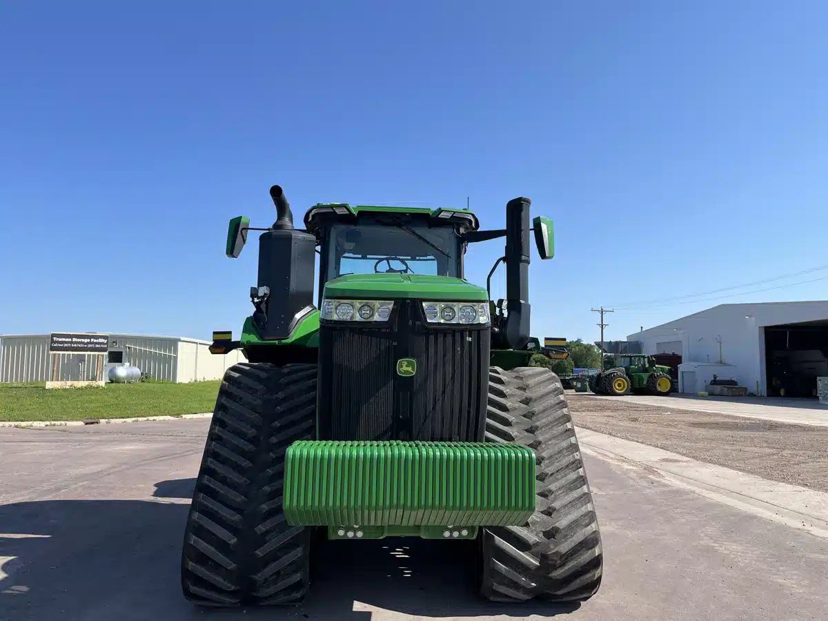 Gallery image 2 for Used 2024 John Deere 9RX 640 Tractor