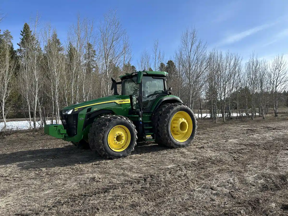 Gallery image 1 for Used 2023 John Deere 8R 340 Tractor