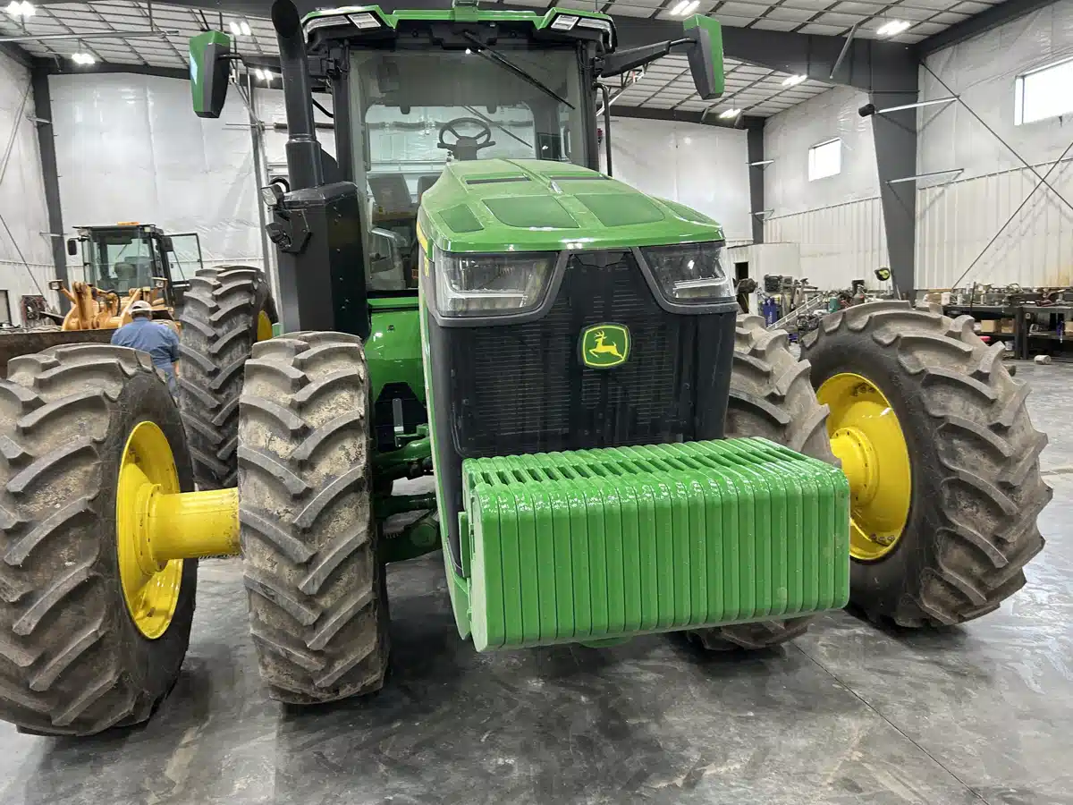 Gallery image 2 for Used 2023 John Deere 8R 340 Tractor