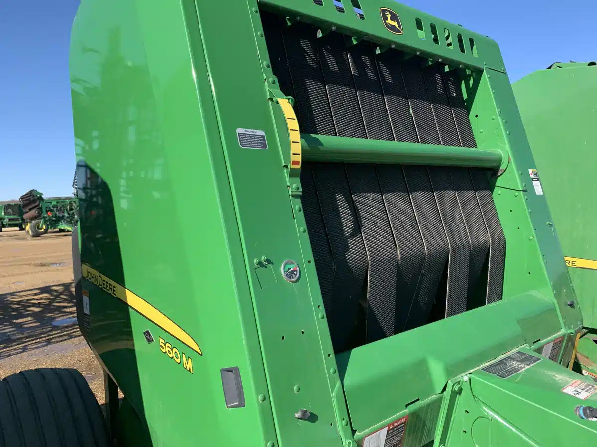 Gallery image 1 for Used 2020 John Deere 560M Round Baler