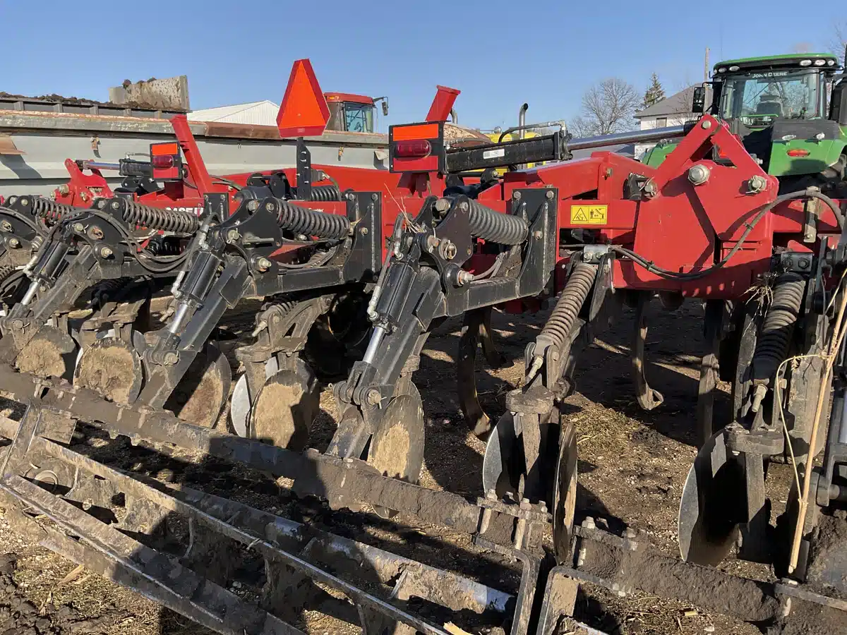 Gallery image 2 for Used 2016 Case IH 875 Ripper