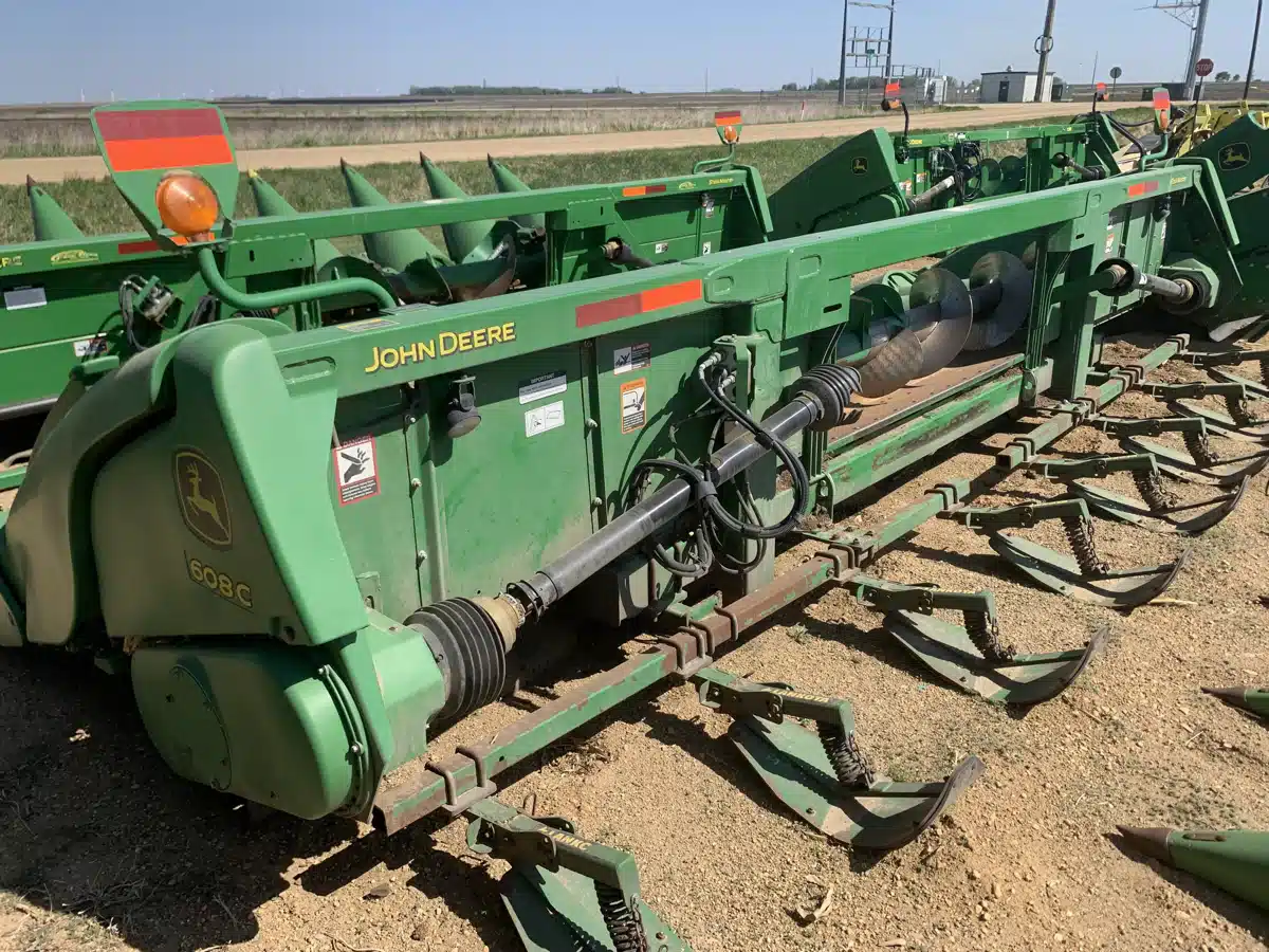 Gallery image 1 for Used 2012 John Deere 608C Header - Row Crop