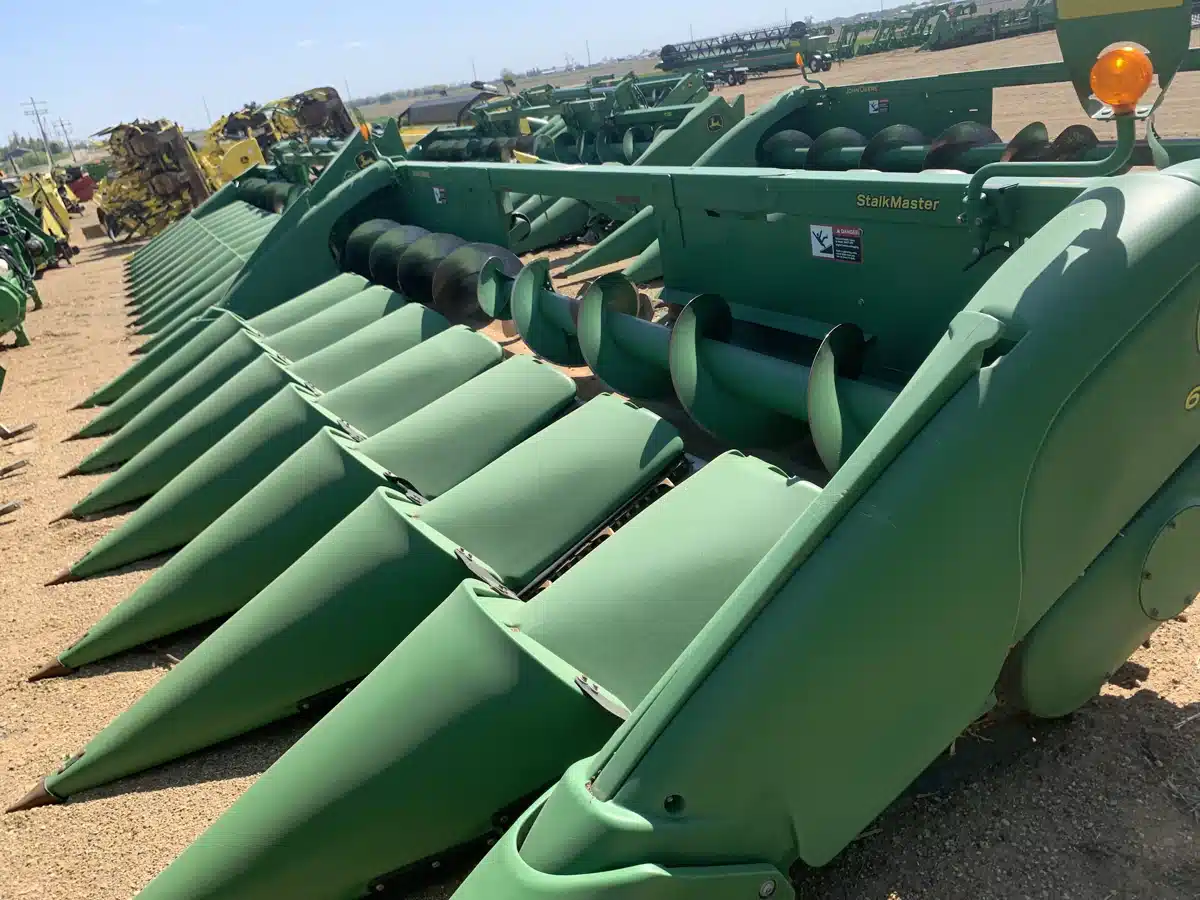 Gallery image 2 for Used 2012 John Deere 608C Header - Row Crop