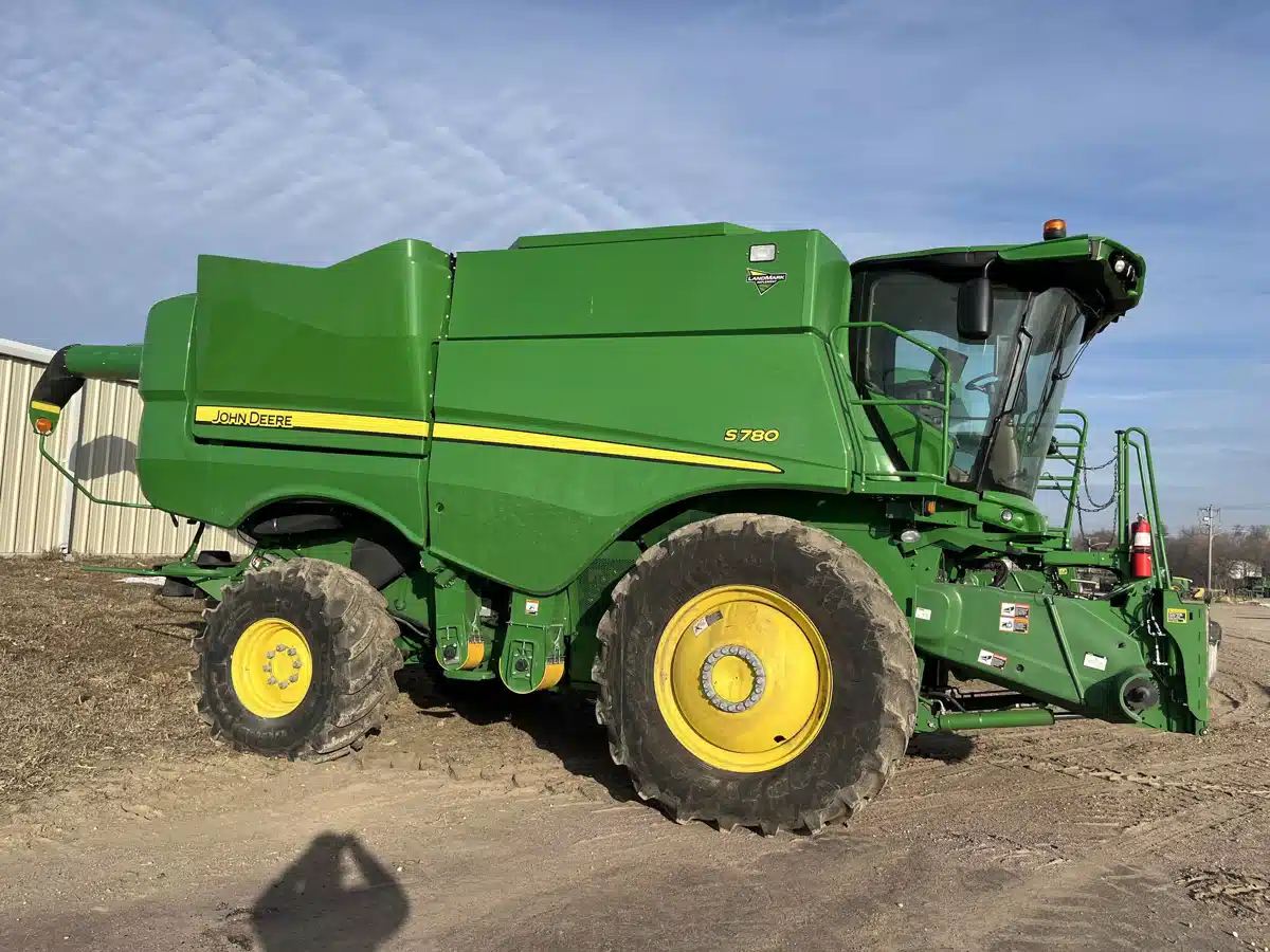 Gallery image 1 for Used 2020 John Deere S780 Combine