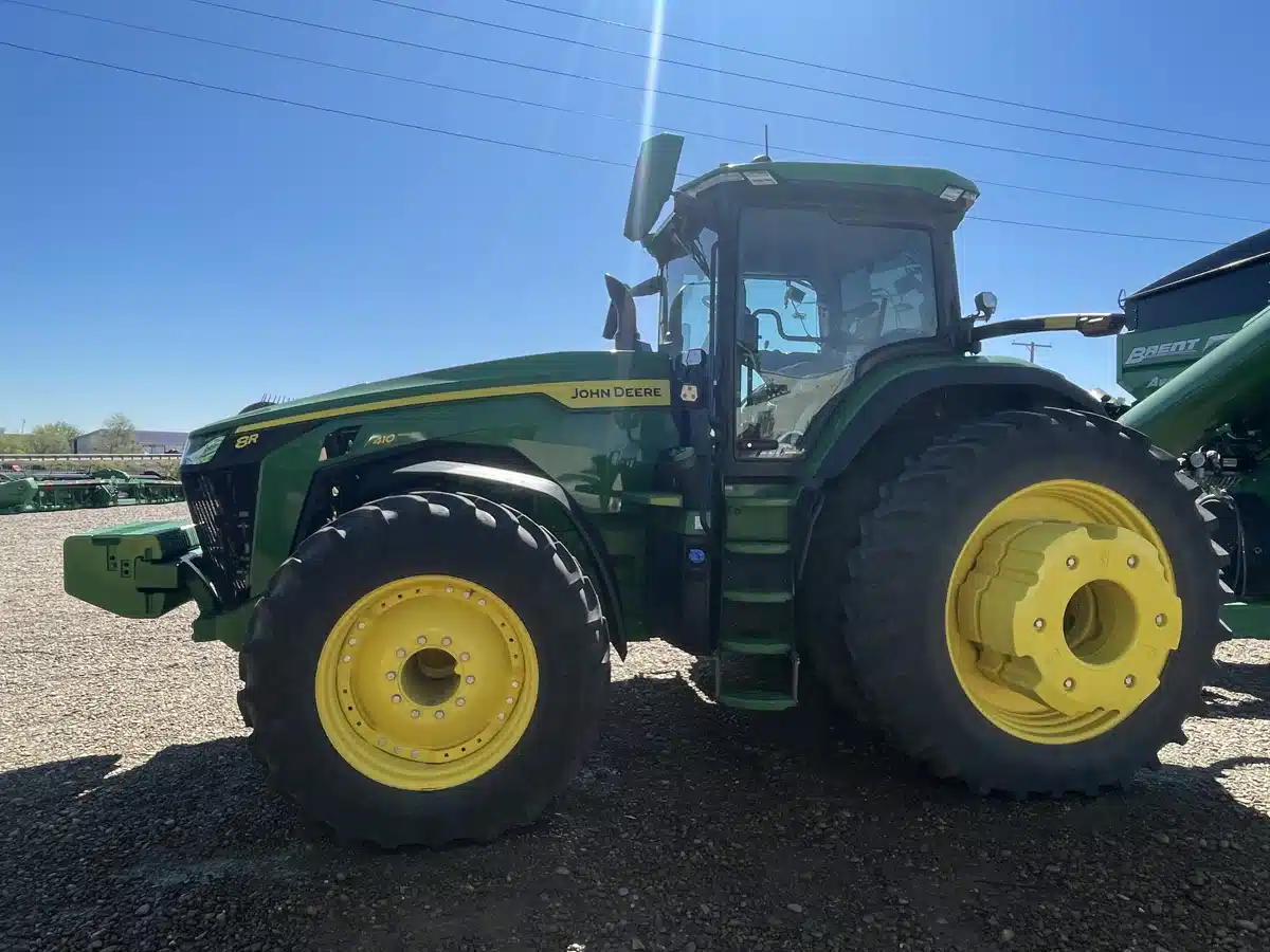 Gallery image 1 for Used 2024 John Deere 8R 410 Tractor