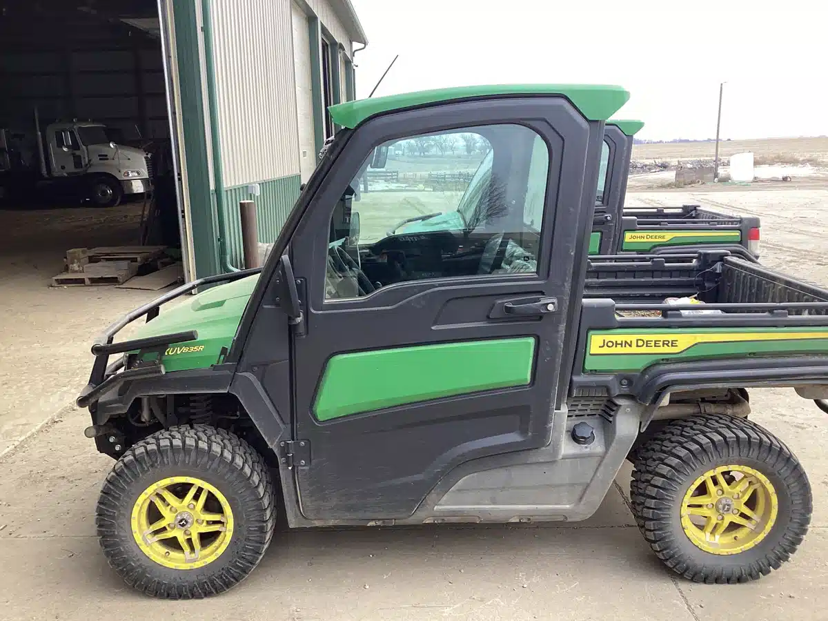 Gallery image 1 for Used 2024 John Deere XUV 835R Utility Vehicle