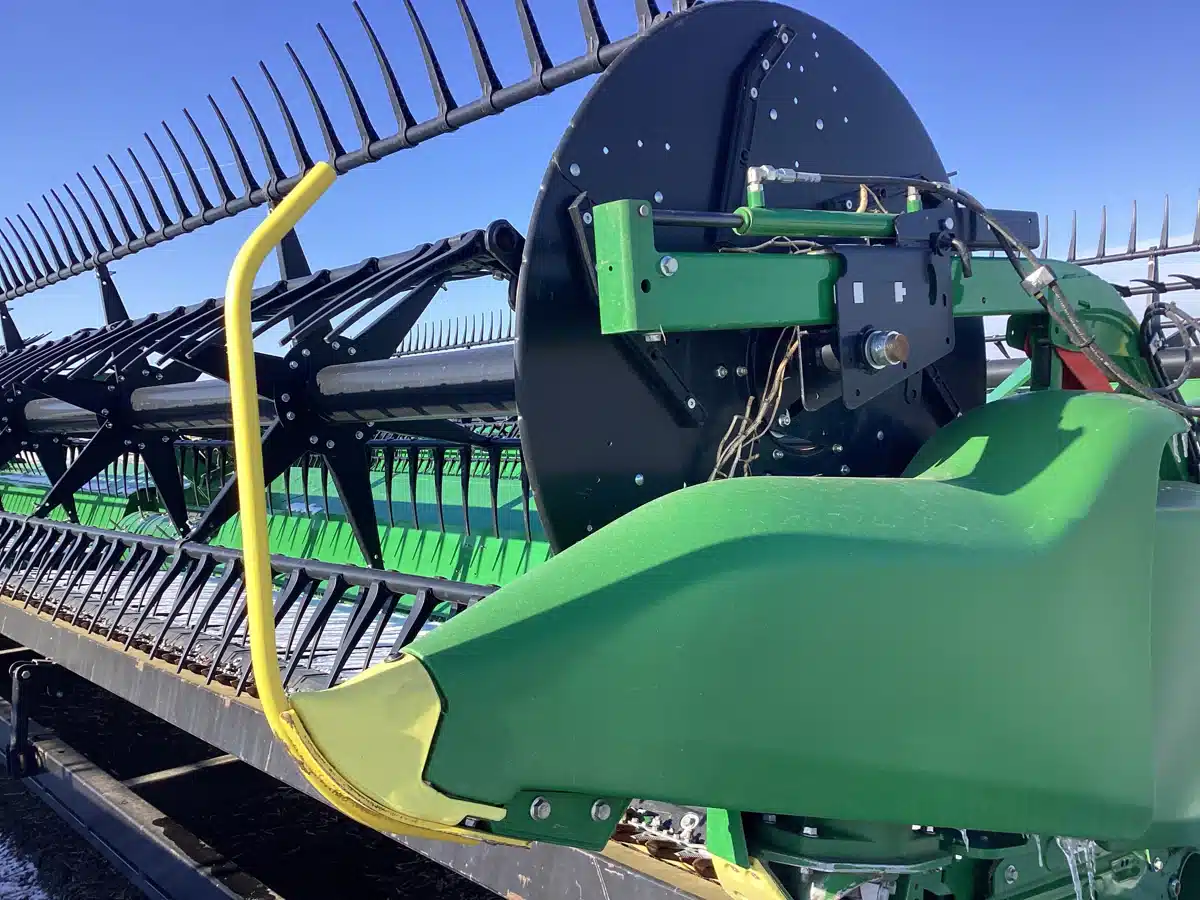 Gallery image 2 for Used 2024 John Deere RD40F Header - Flex