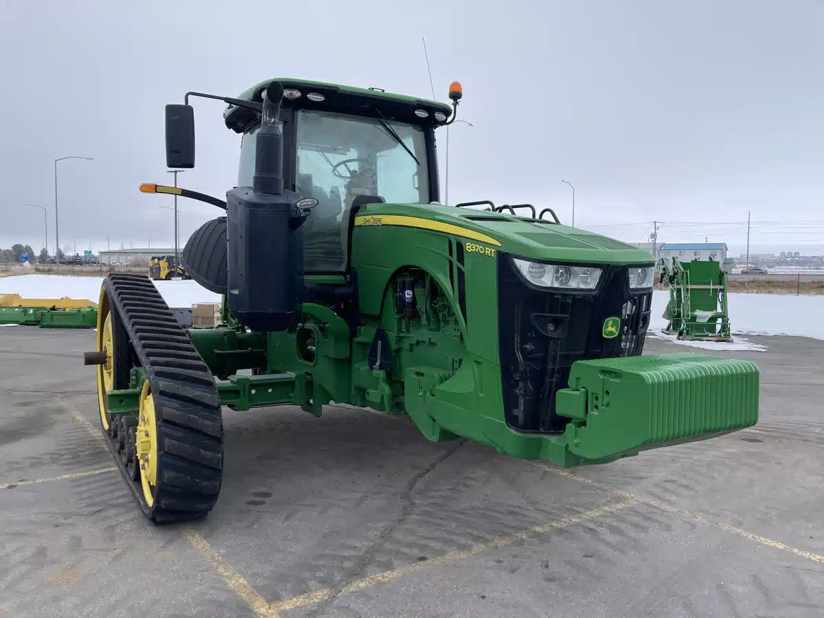 Gallery image 2 for Used 2019 John Deere 8370RT Tractor