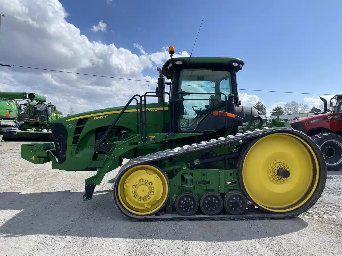 Gallery image 2 for Used 2010 John Deere 8345RT Tractor