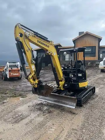 Gallery image 2 for Used 2017 Yanmar VIO35 Excavator