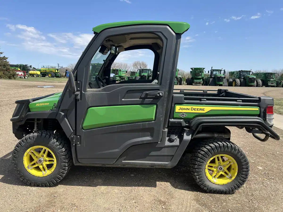 Gallery image 2 for Used 2024 John Deere XUV 835R Utility Vehicle